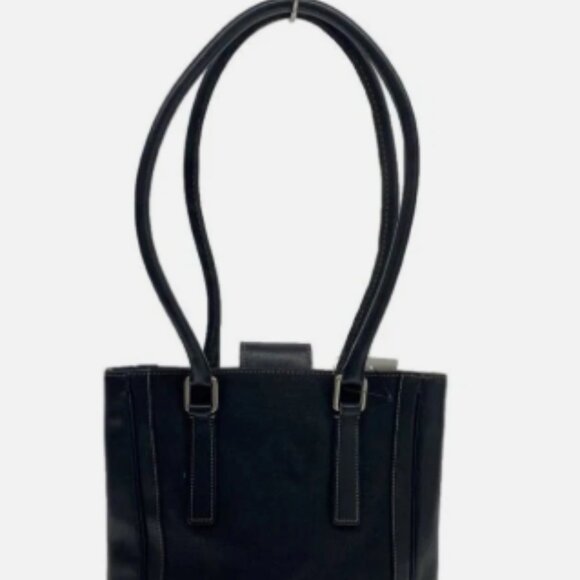 Auth Coach Canvas Shoulder Bag Black (NWOT) GRATE CONDITION - Picture 2 of 4